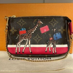 Louis Vuitton Mini Pochette GIRAFFES